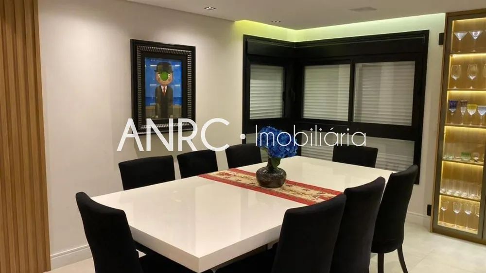 Cobertura, 3 quartos, 215 m² - Foto 13