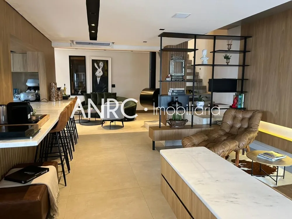 Cobertura, 3 quartos, 215 m² - Foto 7