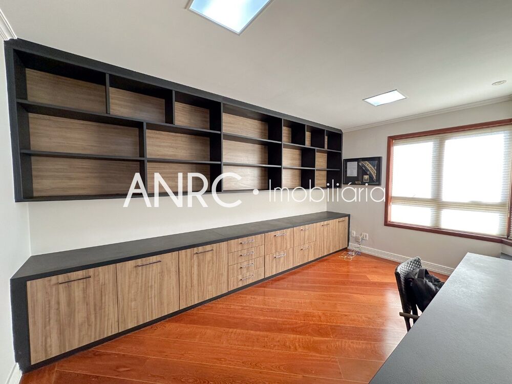 Casa à venda com 4 quartos, 530m² - Foto 5