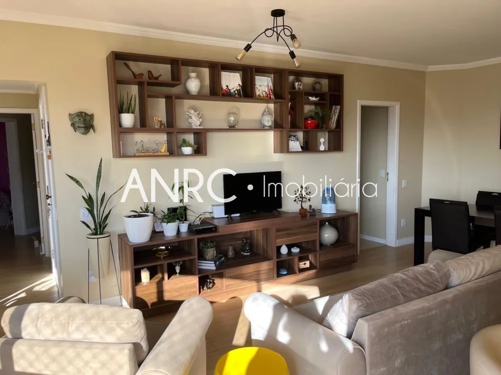 Apartamento, 3 quartos, 150 m² - Foto 1
