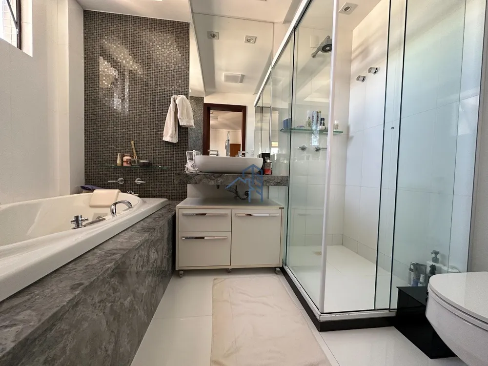 Apartamento, 3 quartos, 190 m² - Foto 9