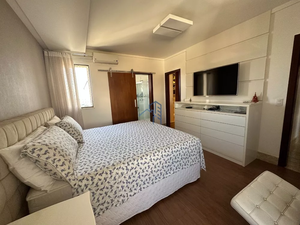 Apartamento, 3 quartos, 190 m² - Foto 2