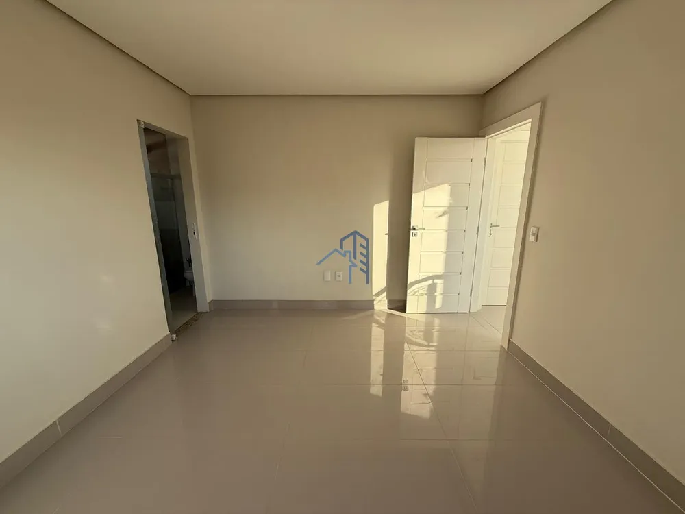 Casa, 4 quartos, 214 m² - Foto 8