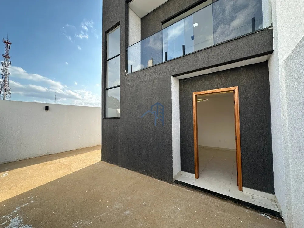 Casa, 3 quartos, 92 m² - Foto 2