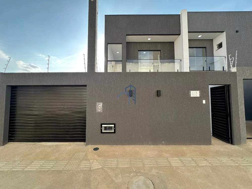 Casa, 3 quartos, 92 m² - Foto 1