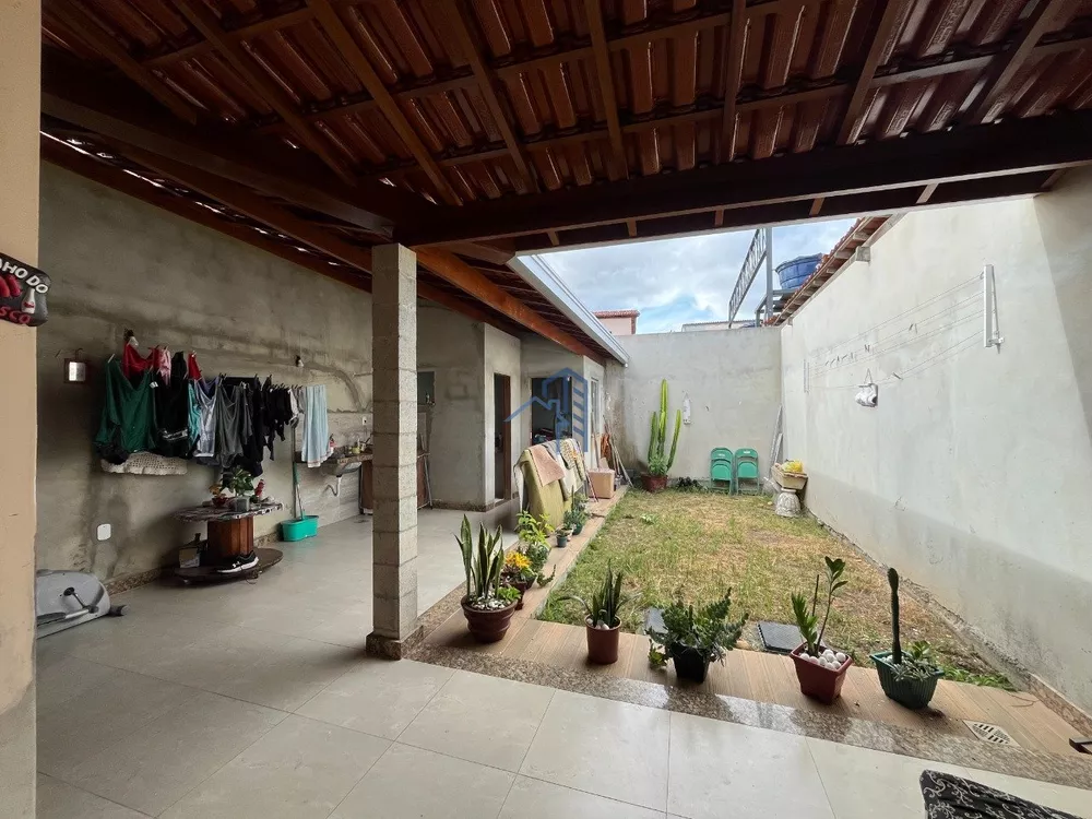 Casa, 3 quartos, 243 m² - Foto 4