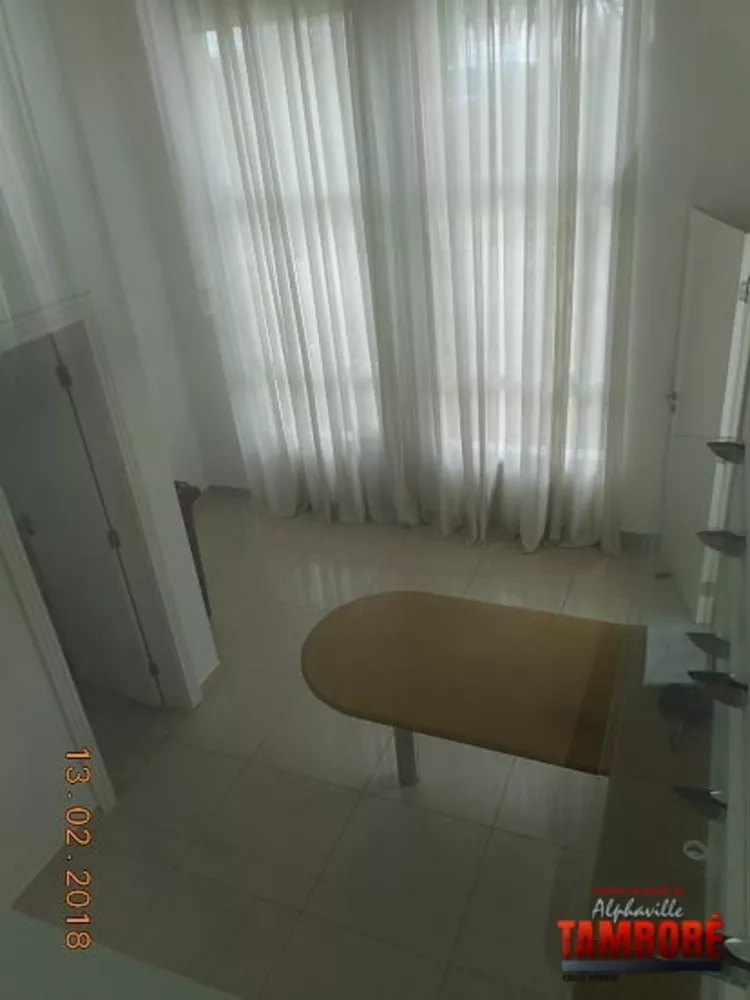 Casa à venda e aluguel com 4 quartos, 400m² - Foto 3