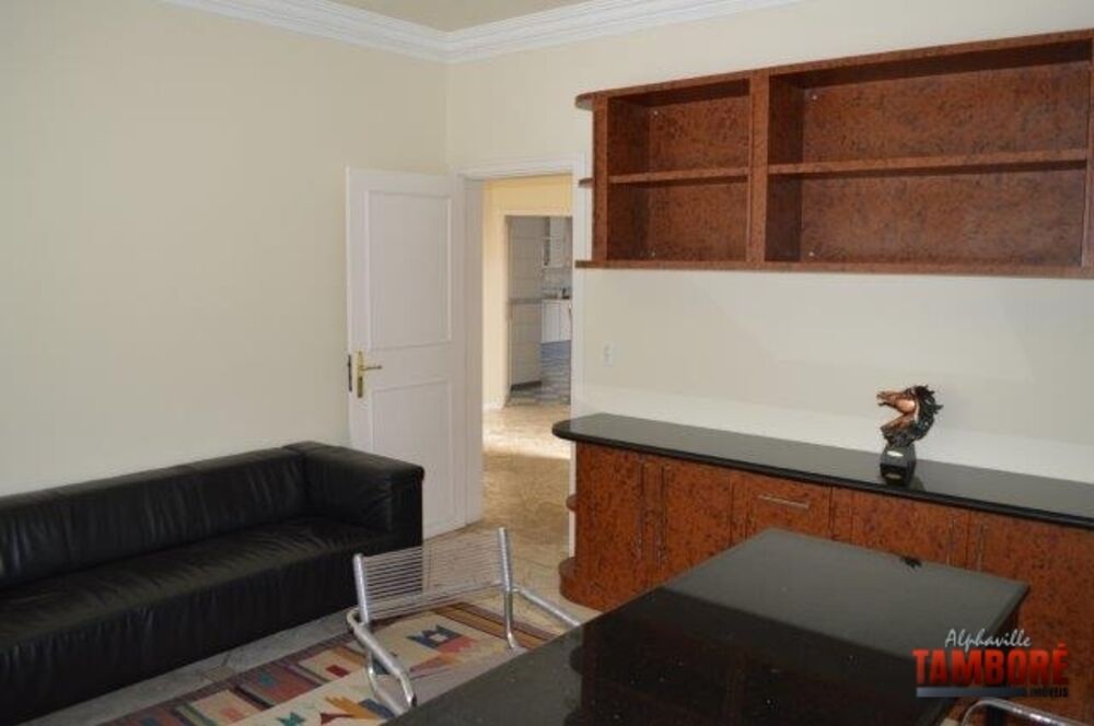 Casa à venda e aluguel com 4 quartos, 600m² - Foto 5
