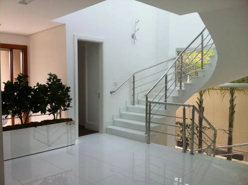 Casa, 640 m² - Foto 1
