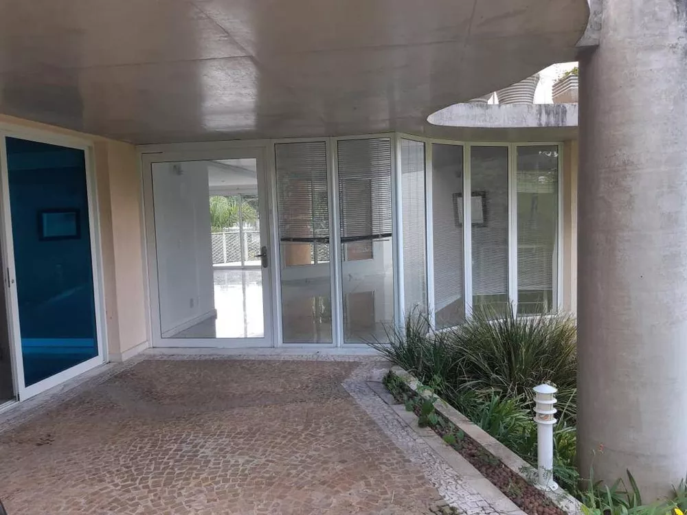 Casa para alugar com 5 quartos, 700m² - Foto 6