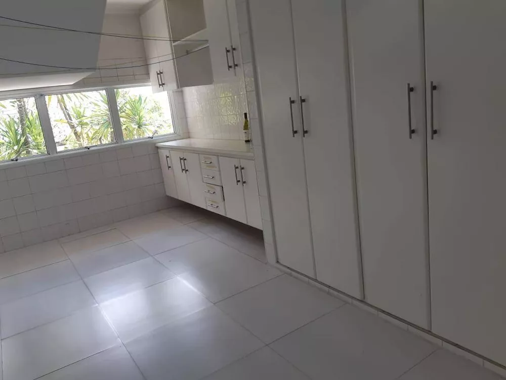 Casa para alugar com 5 quartos, 700m² - Foto 7