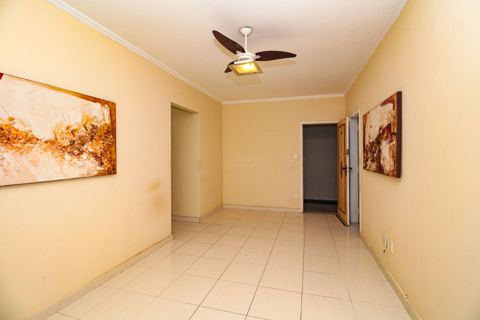 Apartamento à venda com 1 quarto, 63m² - Foto 4