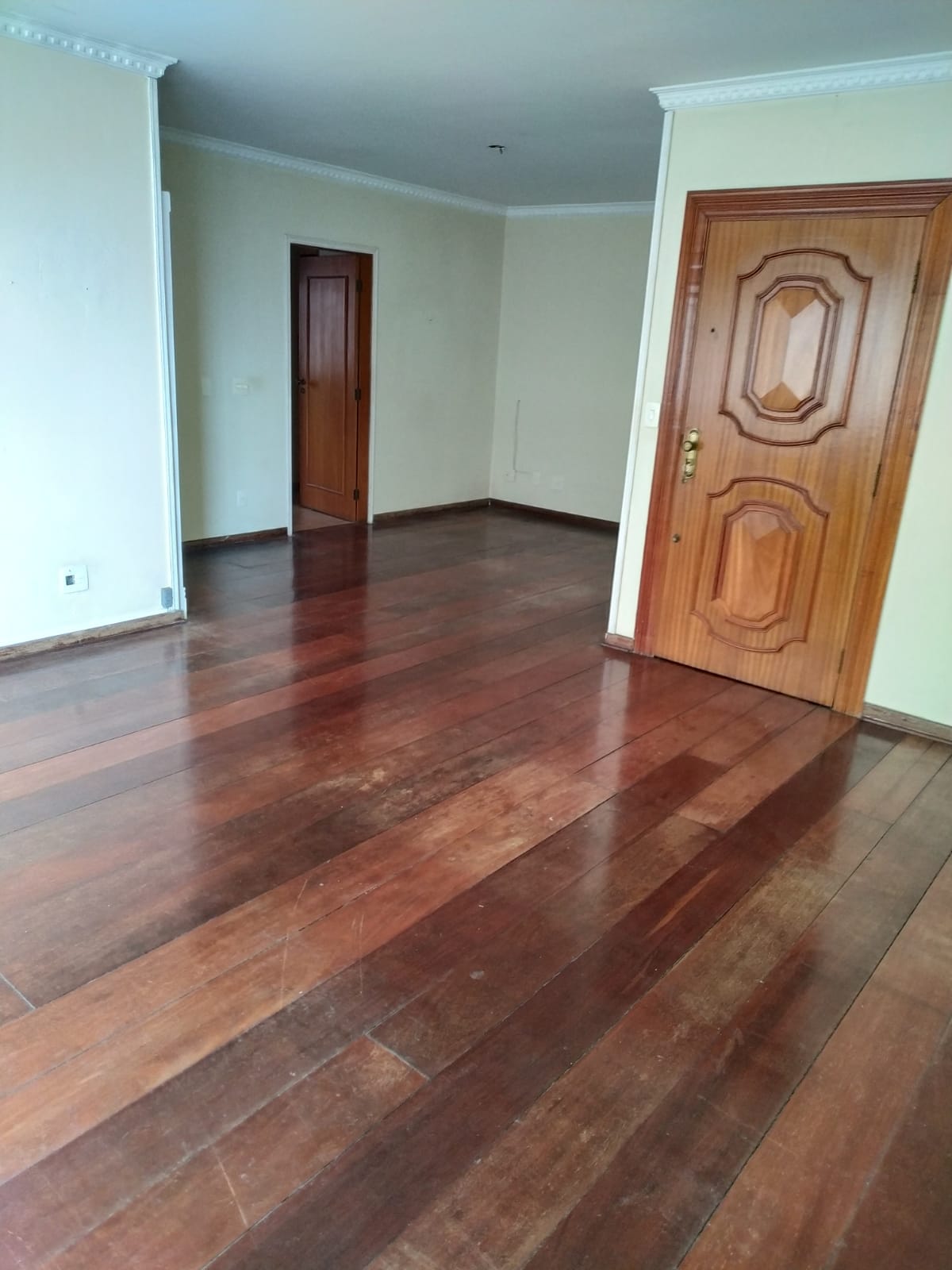 Apartamento à venda com 3 quartos, 150m² - Foto 7