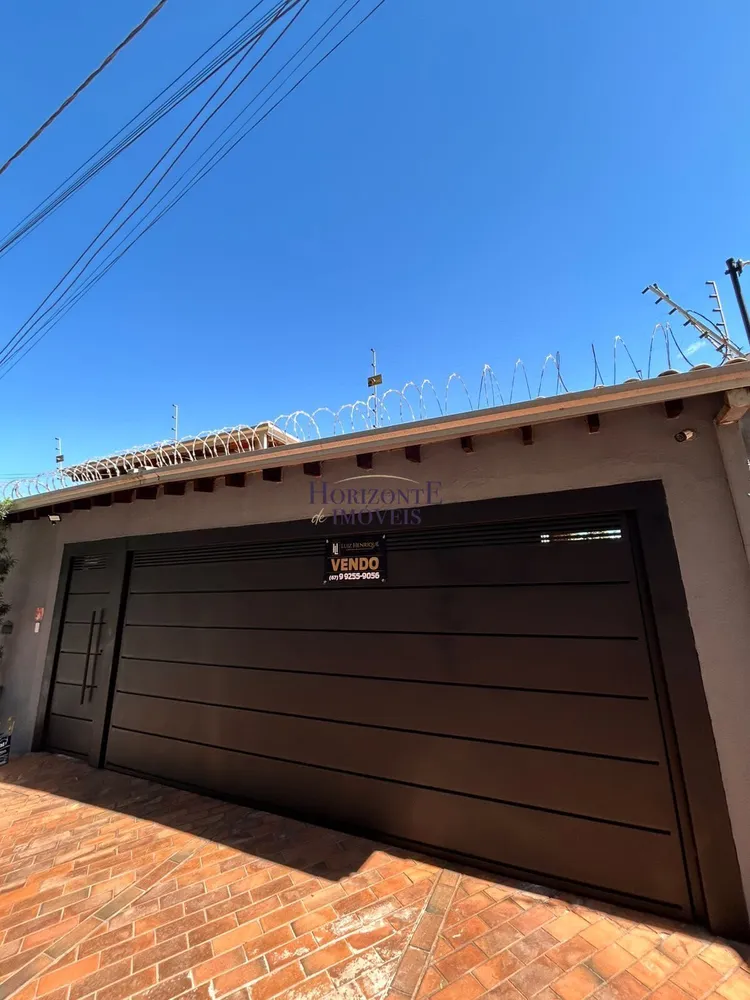 Casa, 3 quartos, 141 m² - Foto 2