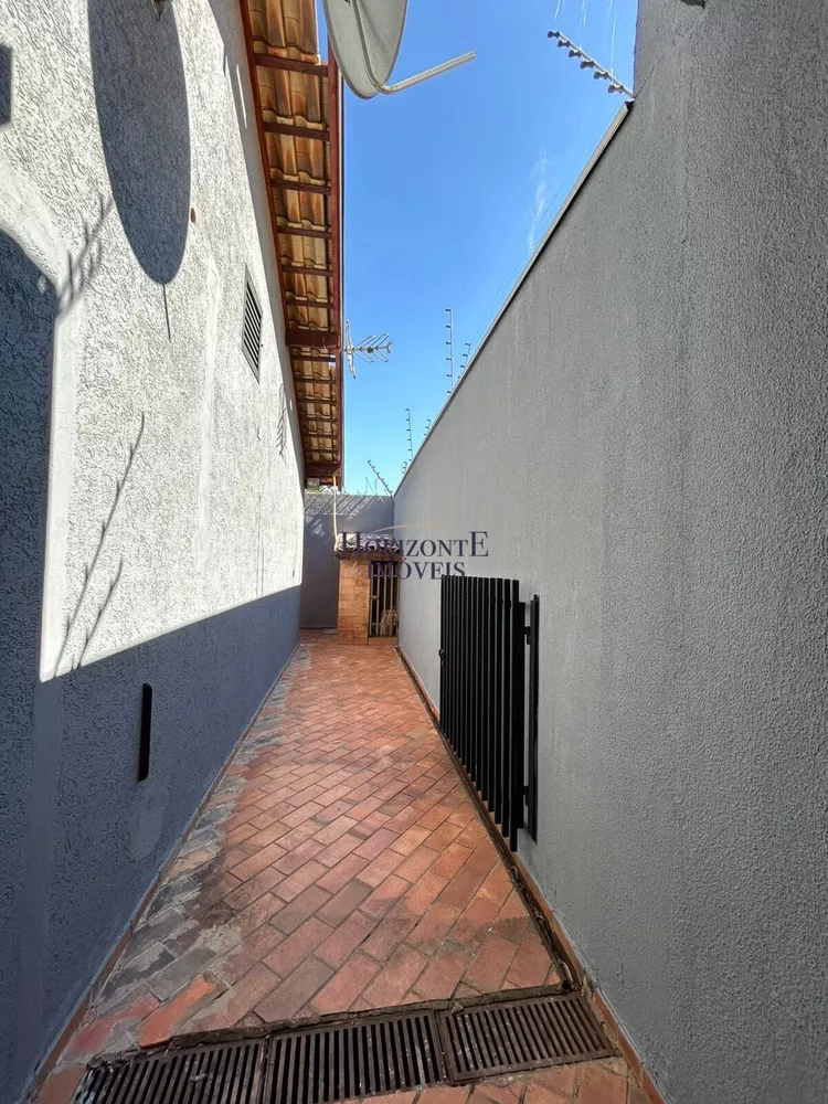 Casa, 3 quartos, 141 m² - Foto 1