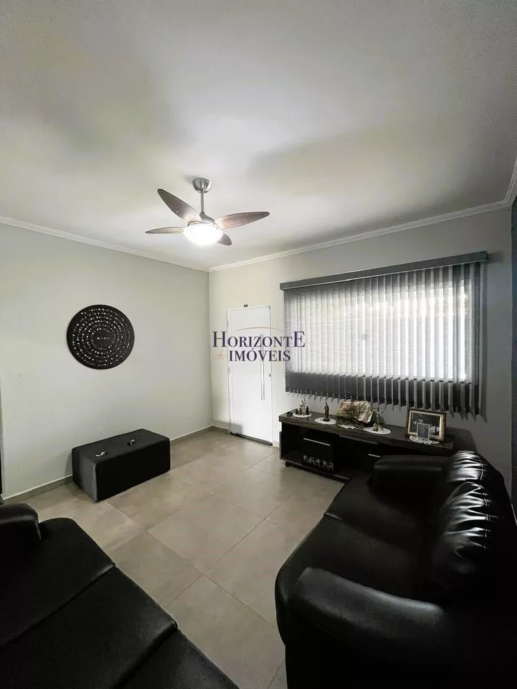 Casa, 3 quartos, 90 m² - Foto 1