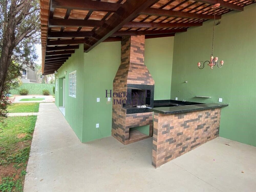 Casa à venda com 5 quartos, 286m² - Foto 4