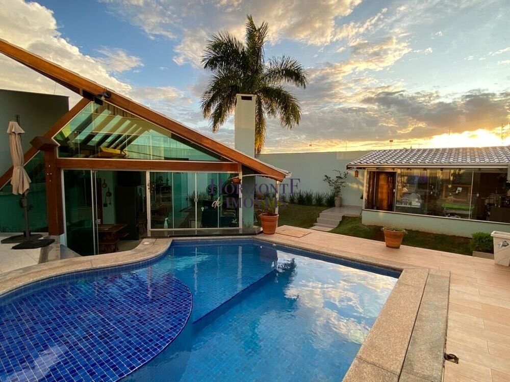 Sobrado à venda com 3 quartos, 215m² - Foto 3