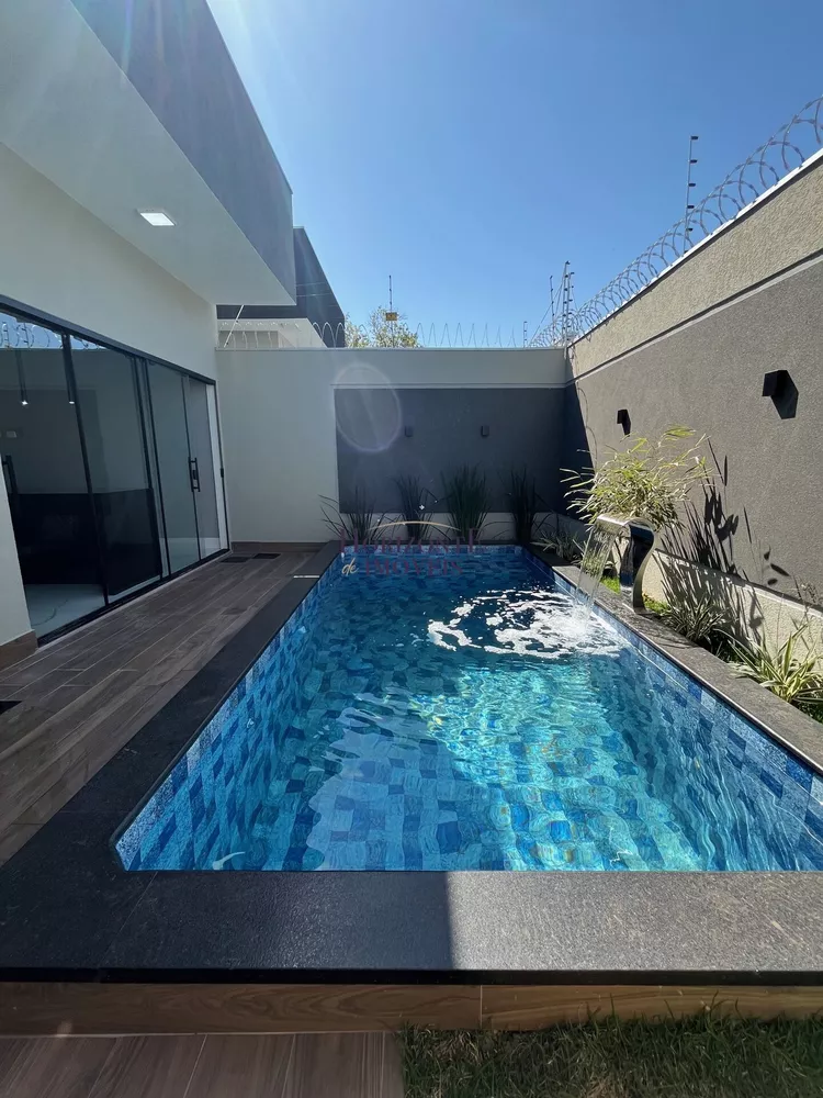 Casa, 3 quartos, 126 m² - Foto 1