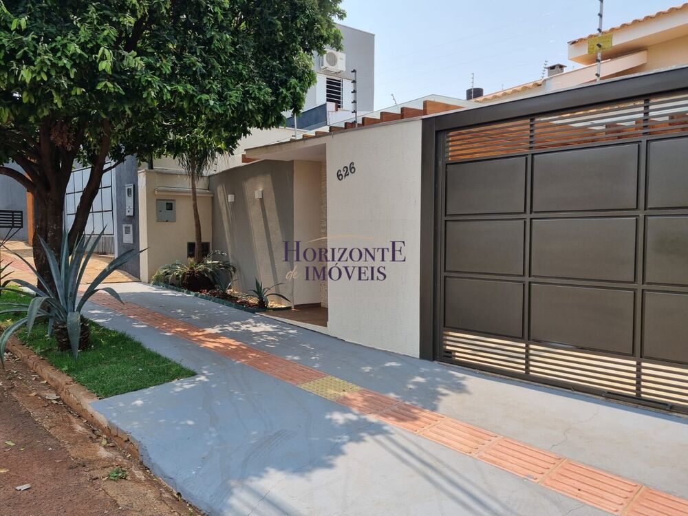 Casa, 3 quartos, 196 m² - Foto 2