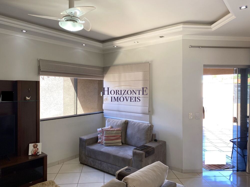 Casa, 2 quartos, 248 m² - Foto 4