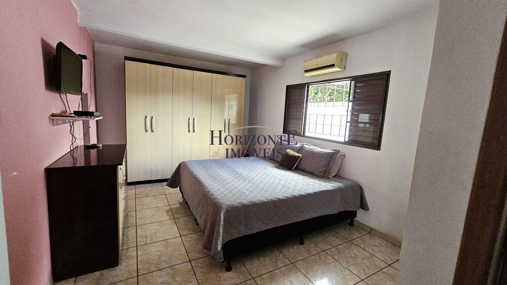 Casa à venda com 3 quartos, 310m² - Foto 7