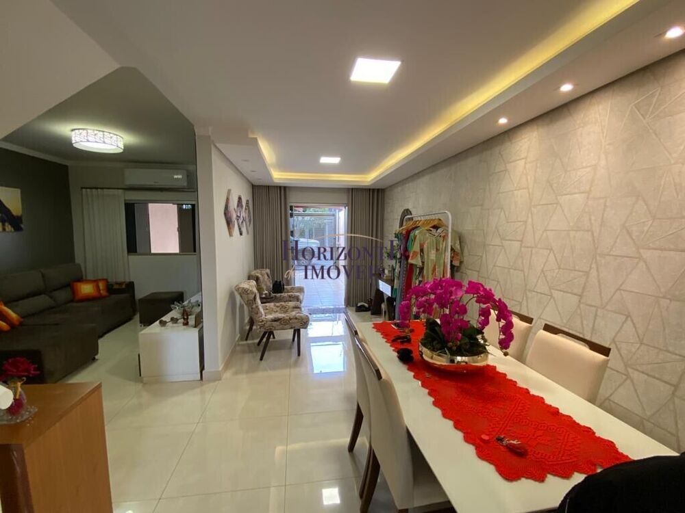 Sobrado à venda com 3 quartos, 145m² - Foto 3