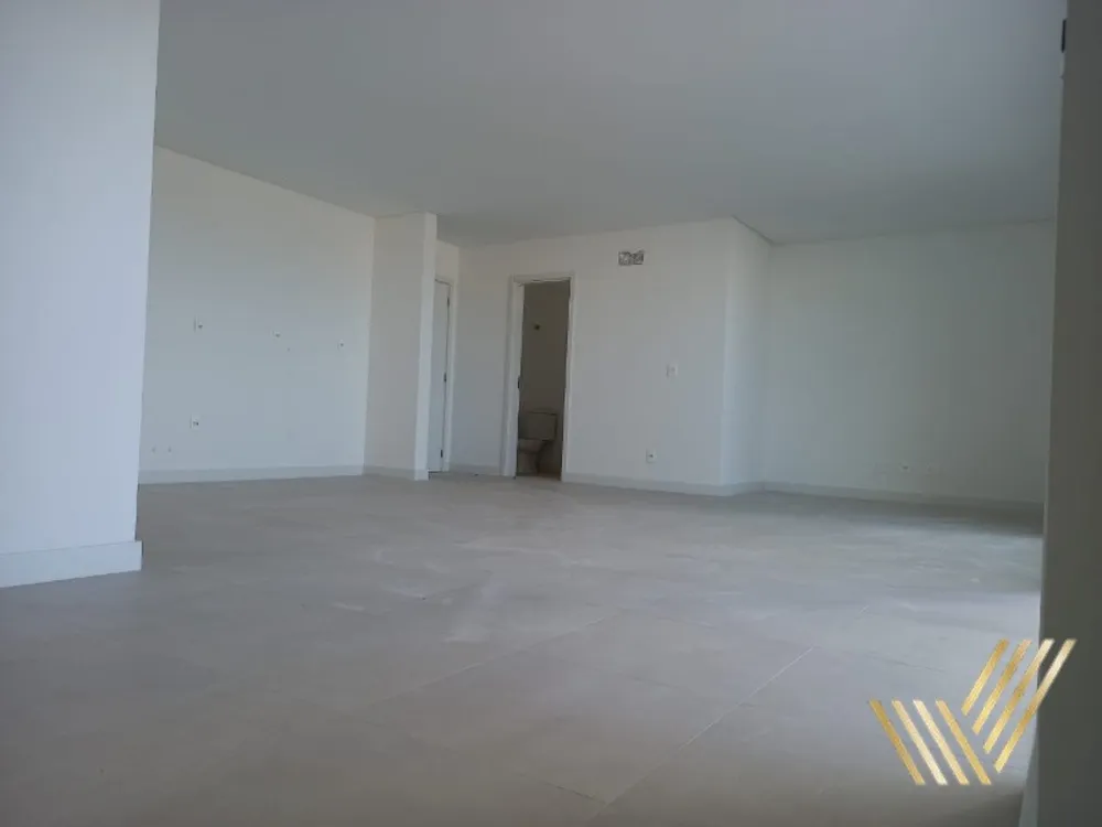 Cobertura, 3 quartos, 249 m² - Foto 13