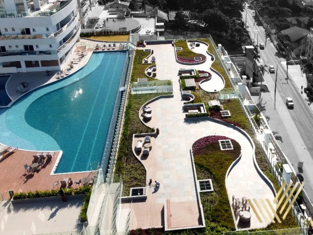 Cobertura, 3 quartos, 249 m² - Foto 2
