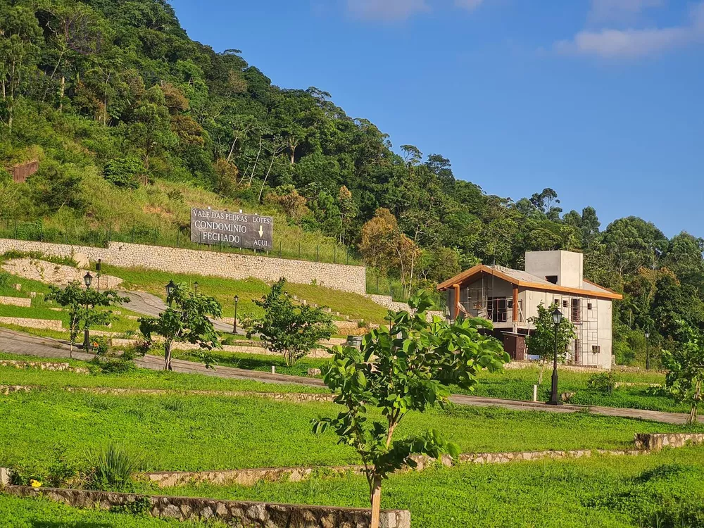 Casa de Condomínio à venda com 4 quartos, 550m² - Foto 2