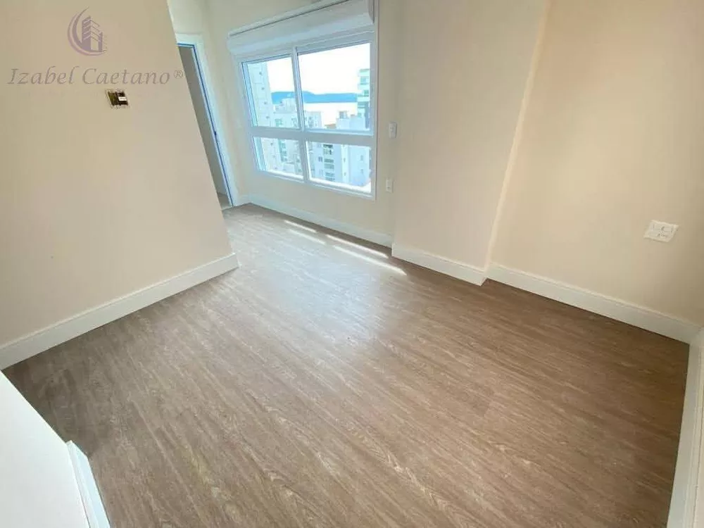 Apartamento à venda com 4 quartos, 156m² - Foto 10