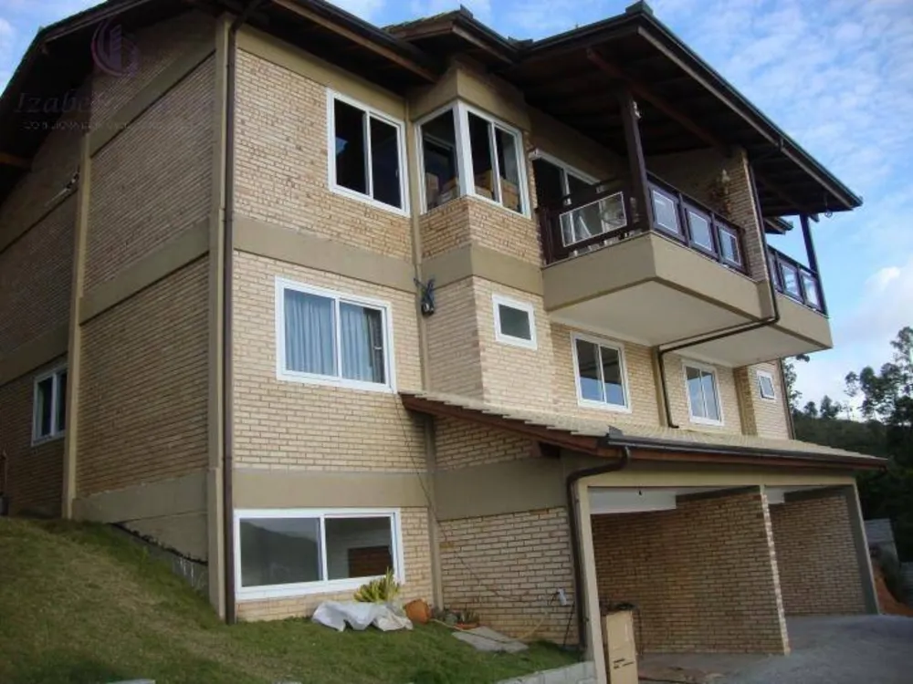 Casa, 3 quartos, 192 m² - Foto 2