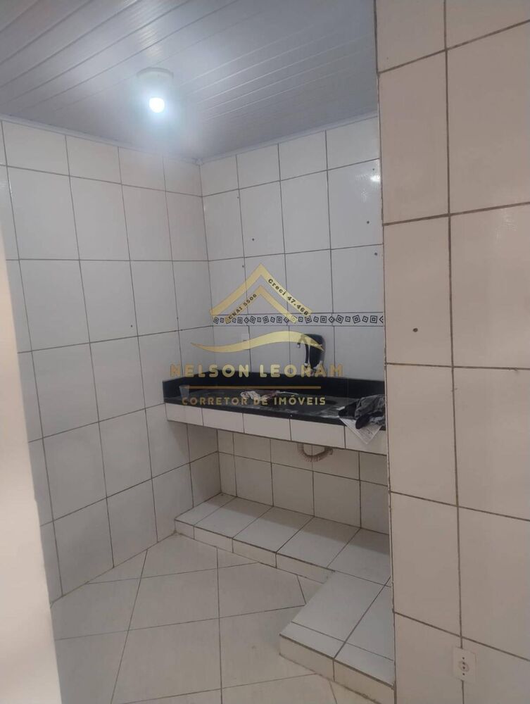 Casa à venda e aluguel com 1 quarto, 47m² - Foto 3