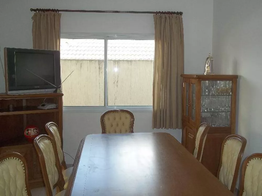 Casa de Condomínio à venda com 3 quartos, 281m² - Foto 3