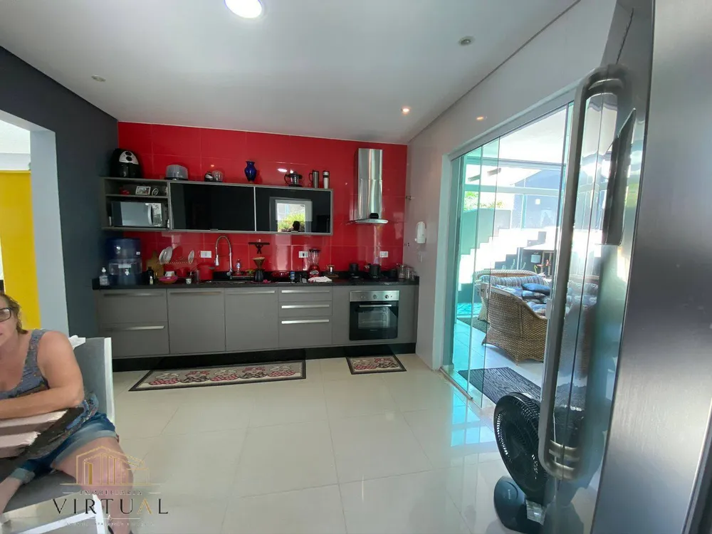 Casa, 3 quartos, 268 m² - Foto 6