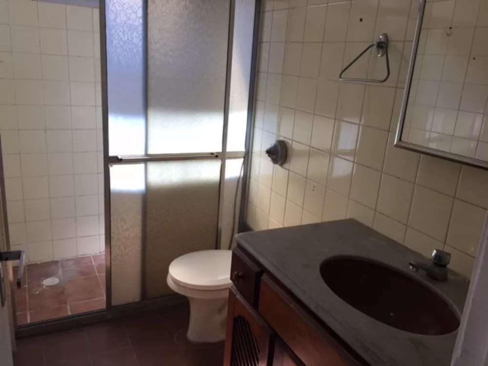 Apartamento à venda com 2 quartos, 80m² - Foto 2