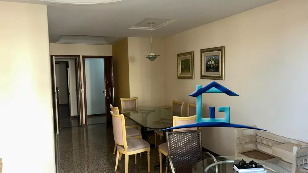 Apartamento à venda com 3 quartos, 140m² - Foto 2