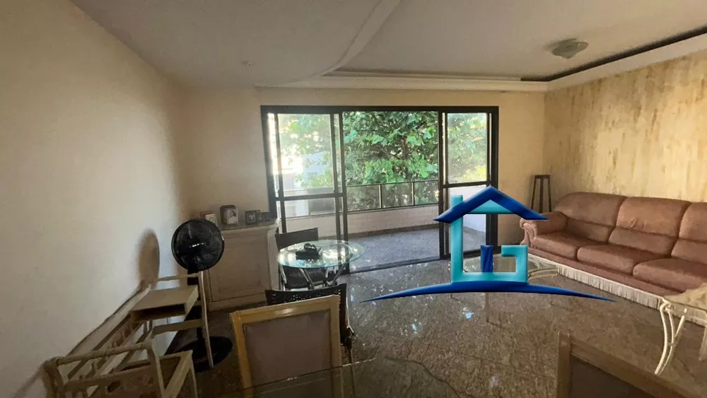 Apartamento à venda com 3 quartos, 140m² - Foto 1