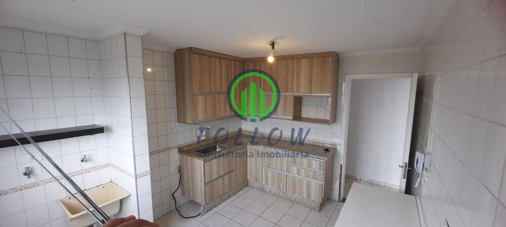 Apartamento à venda com 2 quartos, 62m² - Foto 3