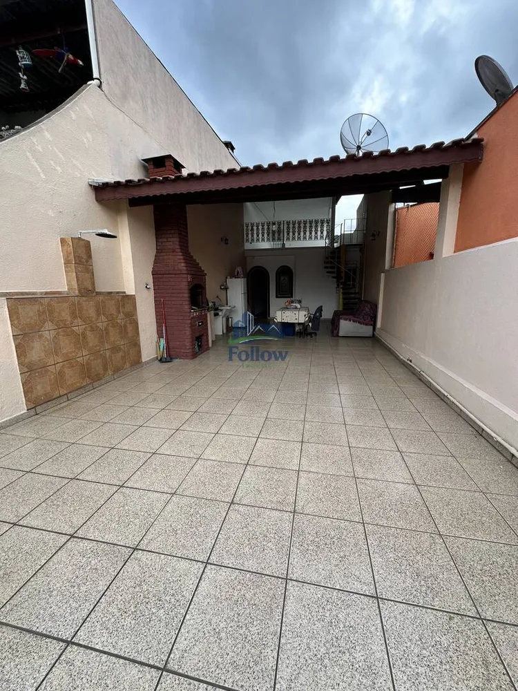 Sobrado, 3 quartos, 250 m² - Foto 2