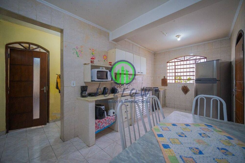 Casa, 5 quartos, 234 m² - Foto 3