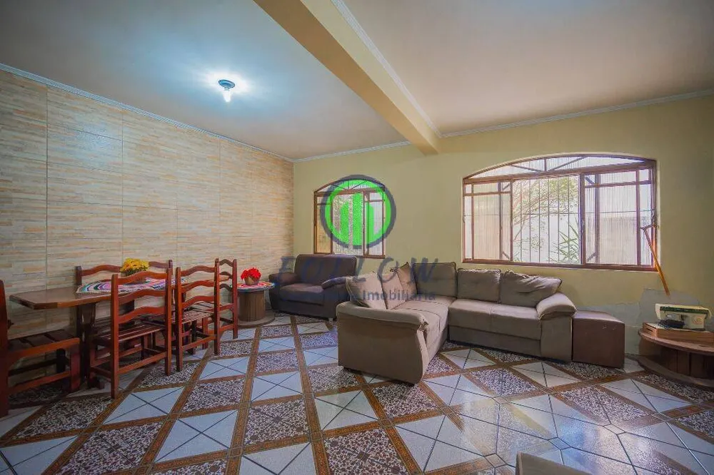 Casa, 5 quartos, 234 m² - Foto 2