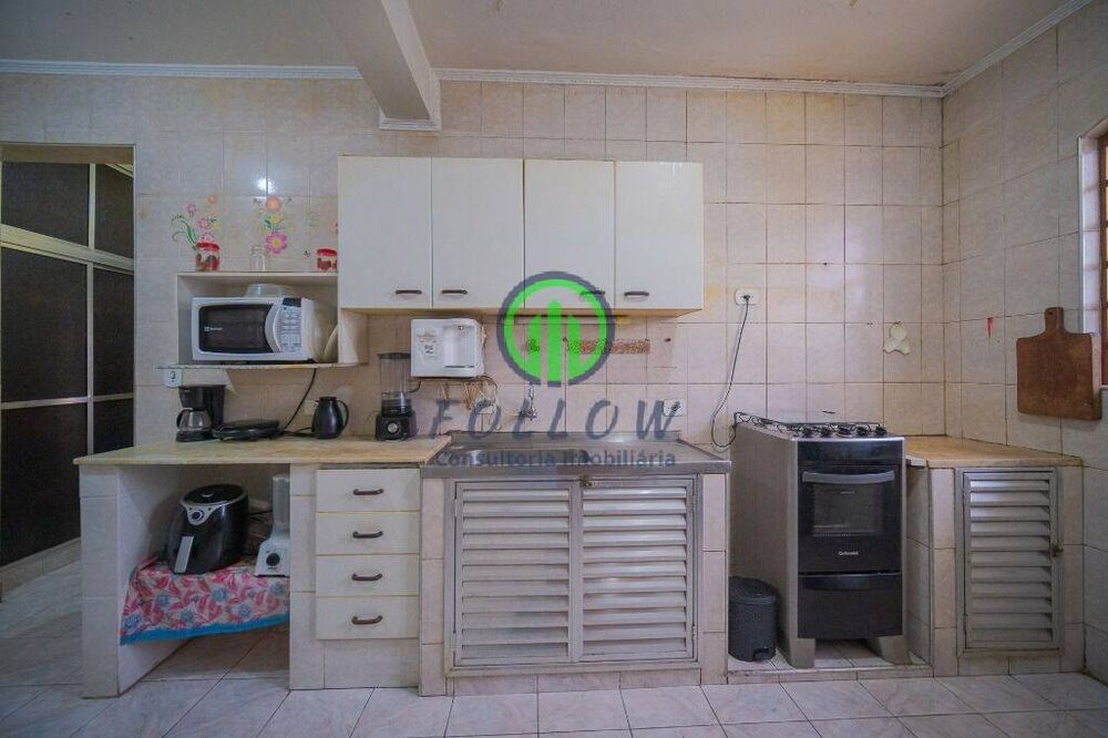 Casa, 5 quartos, 234 m² - Foto 1