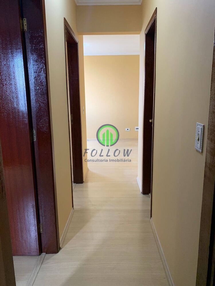 Apartamento à venda com 3 quartos, 74m² - Foto 2