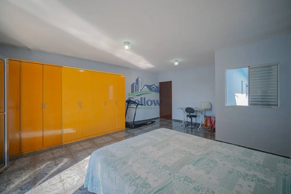 Casa, 3 quartos, 218 m² - Foto 8