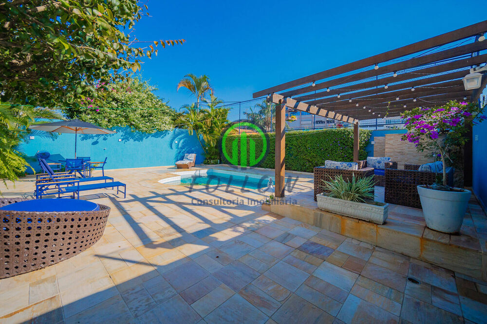 Casa de Condomínio à venda com 4 quartos, 420m² - Foto 15