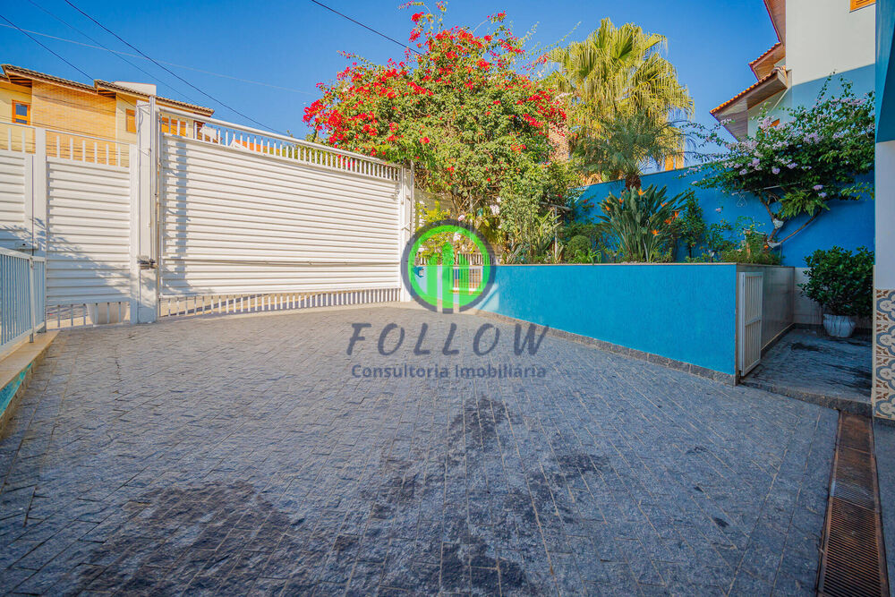 Casa de Condomínio à venda com 4 quartos, 420m² - Foto 9