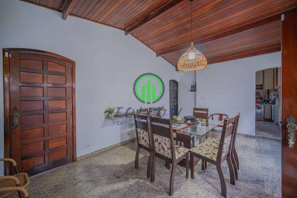 Casa, 4 quartos, 224 m² - Foto 6