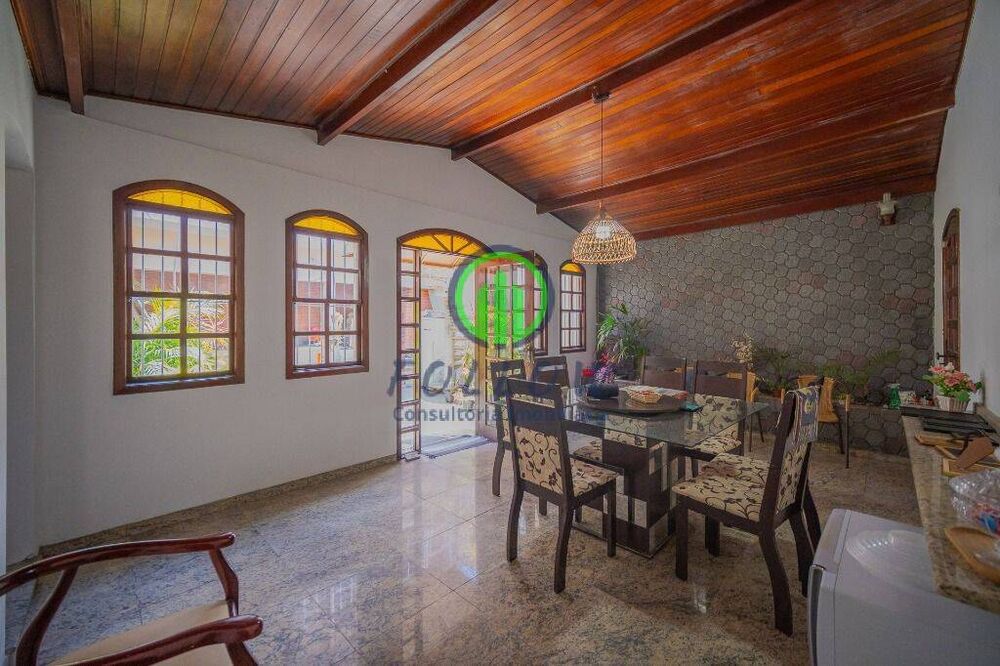 Casa, 4 quartos, 224 m² - Foto 8