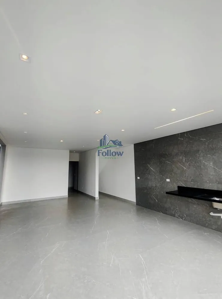 Casa, 3 quartos, 247 m² - Foto 3